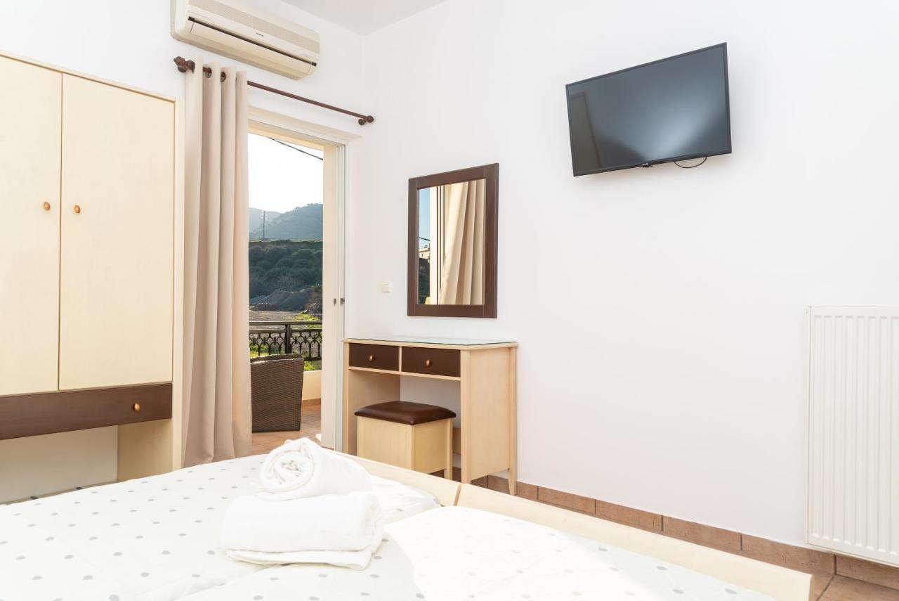Bluewind Apartments - Near The Sea Kíssamos Eksteriør bilde
